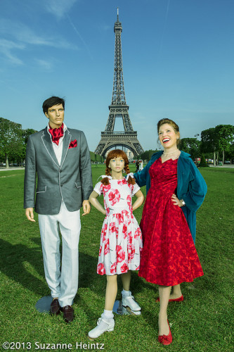 生硬的幸福：與人體模型的快樂日常