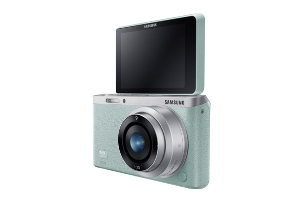 無敵自拍王！Samsung NX mini 登場