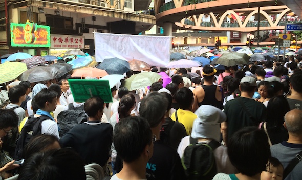 【藍畫面】點解影相一定要笑