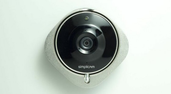 唔怕認錯人！Simplicam 監控鏡頭配備人臉識別功能