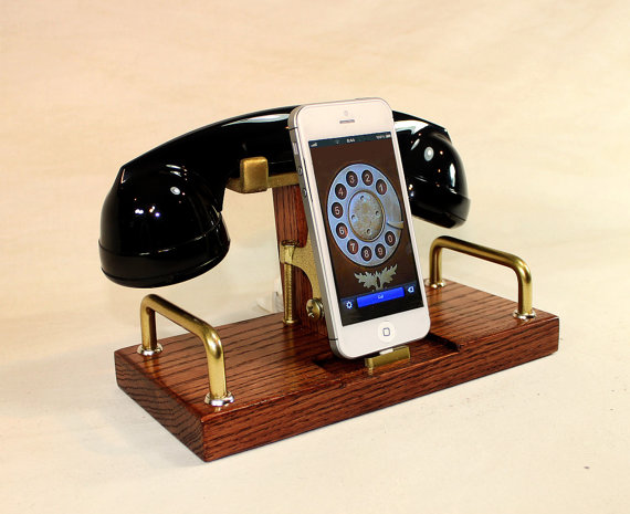 數碼產品揉合古董傢具會是什麼模樣？