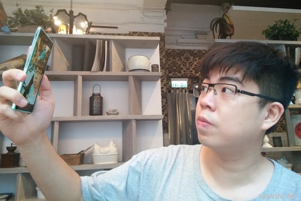 小編 ：「美肌。上妝。大眼仔…」果真「自拍神器」- Sony Xperia C3