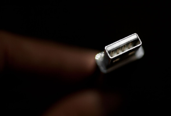 USB 存在極大安全漏洞 或需數年才能修復