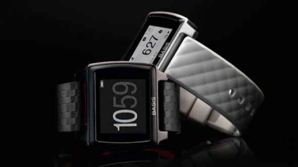 11 月發售！Intel 正式公開首款智能手錶 Basic Peak