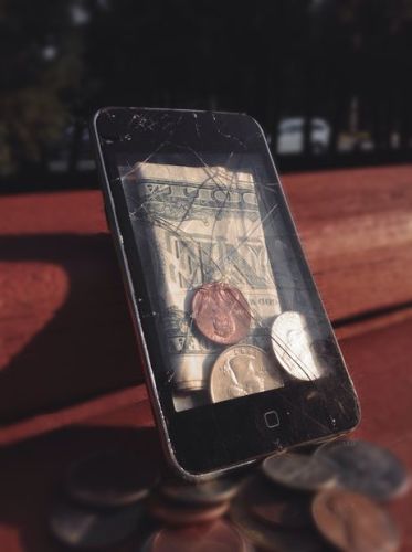 壞掉 iPod 另類用途：變身錢包散銀包