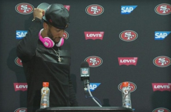 懶理罰款 NFL 球員繼續帶 Beats 耳機