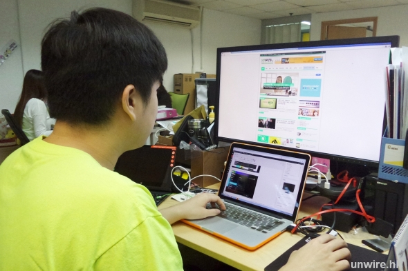 5K 買 4K 螢幕 : 可升降 + 旋轉 90 度 – 小編 速試 Asus PB287Q