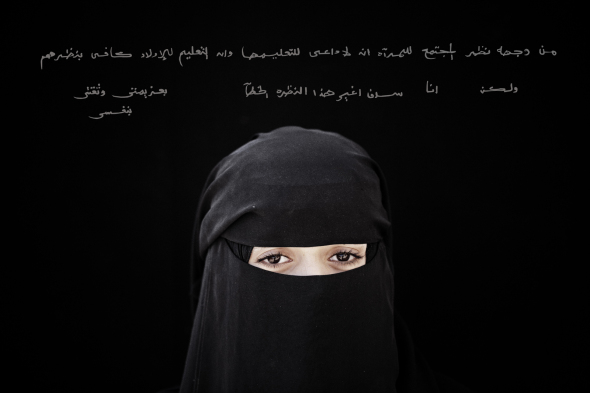 溫柔地推翻這個世界