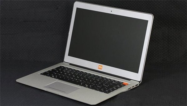 激似 MacBook Air！小米 Notebook 實機圖曝光