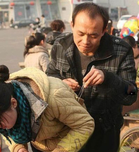 肥西小偷等錢洗, 偷人 iPhone 每部賣 10 蚊