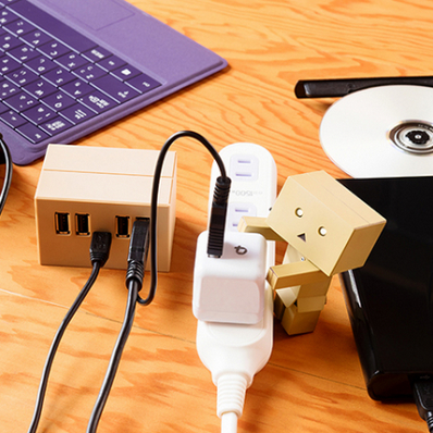 可愛紙箱人 USB 集線器