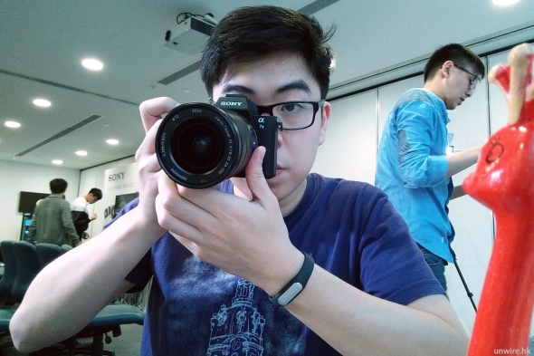 小編 ：「啱手形有防震 貴少少都值」- 速測 Sony A7 II 全片幅相機