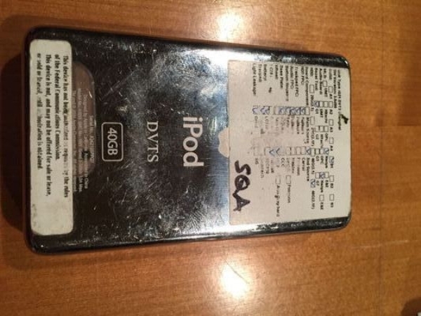 仍可運作！iPod 第四代測試原型機拍賣價突破三萬