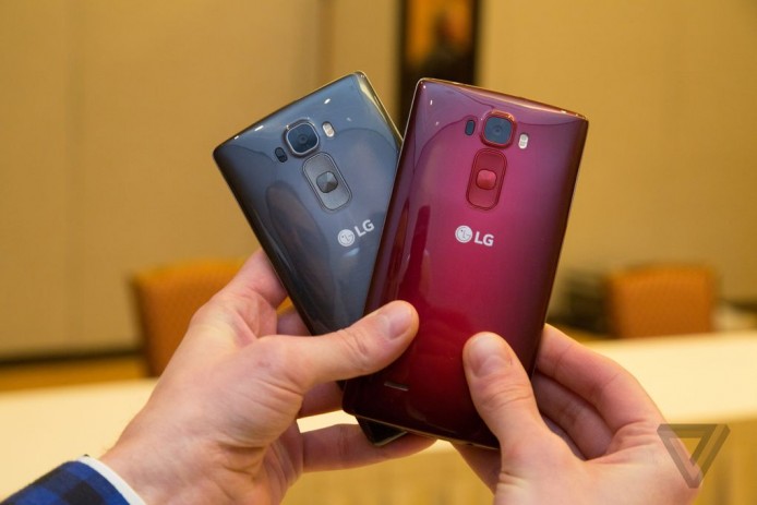 更屈機？LG G Flex 2 上手實試