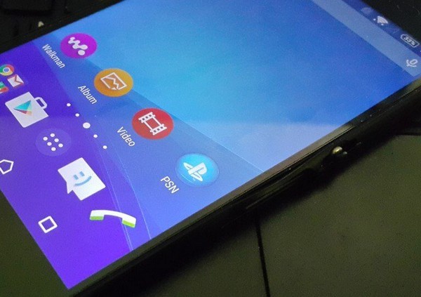 仍有縮水版！日本營運商搶先洩露 Sony Xperia Z4 Compact