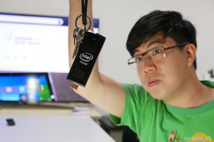 「小編 ：成部電腦插得入褲袋」Intel Compute Stick 手指電腦初步評測