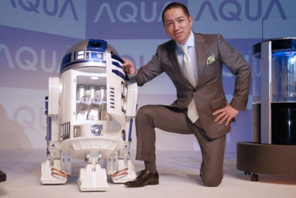 星戰迷必入手！1 比 1 R2-D2 機械人迷你雪櫃識發聲、發光及移動