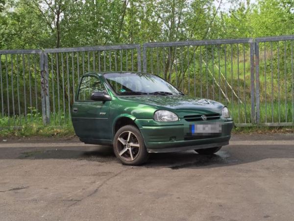 真正分身家？德國男子分手後將大量物件一分為二贈予前女友