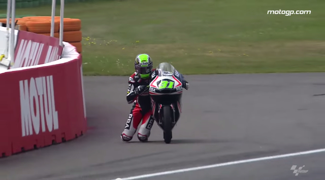 救車同時衝線！MotoGP 芬蘭賽車手贏盡掌聲