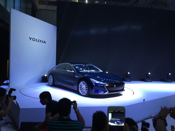 揉合 TESLA 開源專利？國產電動車「遊俠 X」2017 登場！