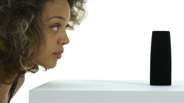 黑過黑洞？ 世界最黑物質 Vantablack 現身倫敦