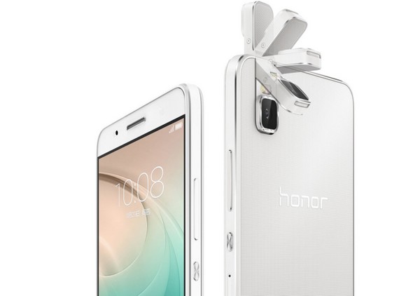 鏡頭可前後翻轉！Huawei 正式發表全新中階機 Honor 7i