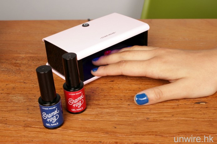 依莉詩：「要照差不多 45 秒」－ETUDE HOUSE 美甲 LED 燈機評測