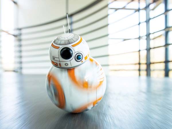 星戰迷必入手！BB-8 遙控機械人識行識走超得意