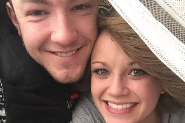 借 Apple Watch 過橋  太太向丈夫報上懷孕喜訊