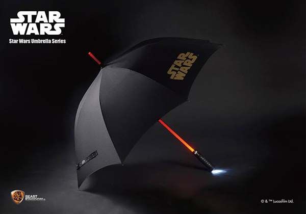 有藍、紅及綠三色！《Star Wars》激光劍雨傘識發光型到爆