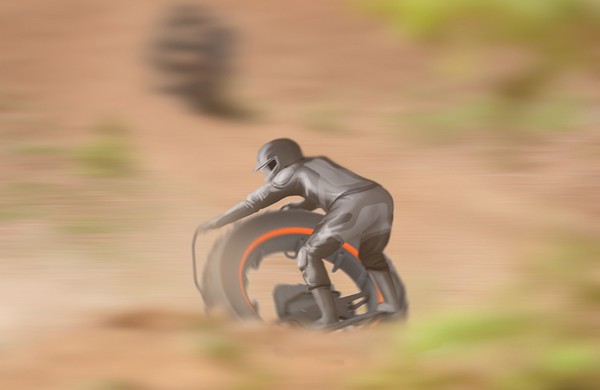 會唔會跌死 ? KTM Monodrive 滑浪風帆式「風火輪」