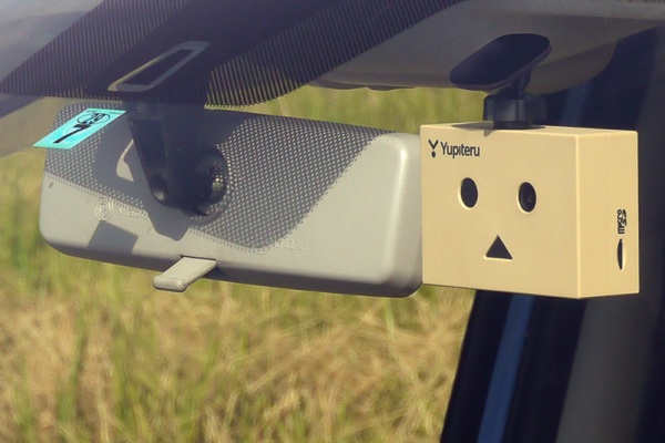 可當 Web Cam 使用！日本紙箱人行車記錄器造型超可愛