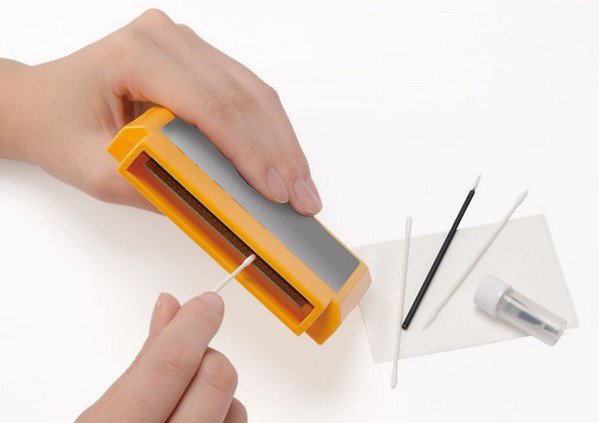 舊 Game 帶「吹帶」救唔番 ?  可用「導通改善劑」