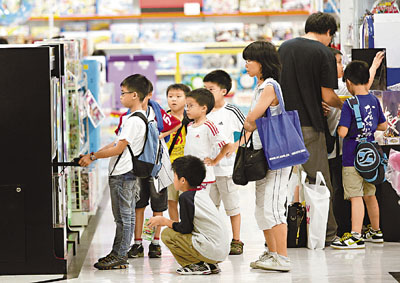 香港教育窮得只有「快」?