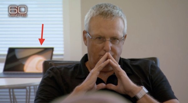 設計更纖薄？15 吋新 MacBook Pro 訪問期間意外入鏡？