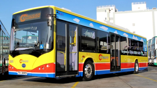 唐言無忌：電動巴士