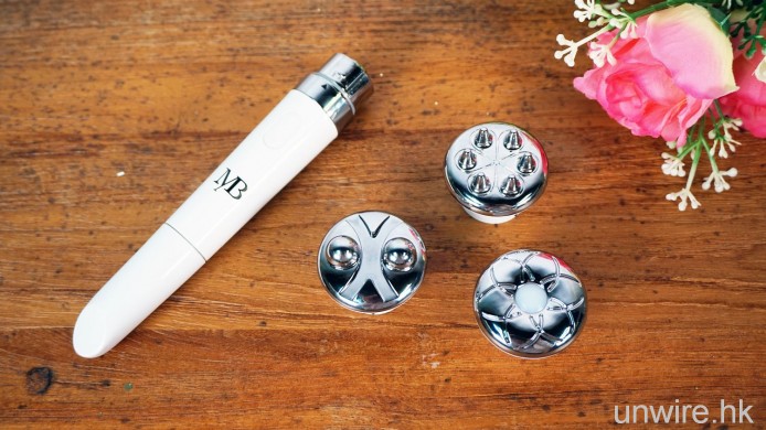 依莉詩：「連頭皮都按摩埋！」－MyB 光子微電 SPA 按摩機 評測