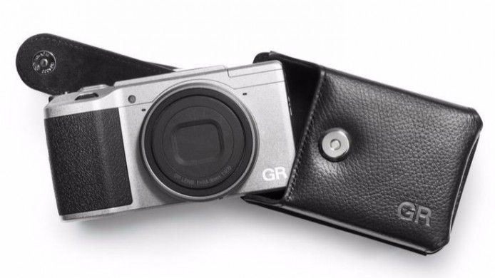 80 週年限量版 Ricoh GR II Silver Edition 登場
