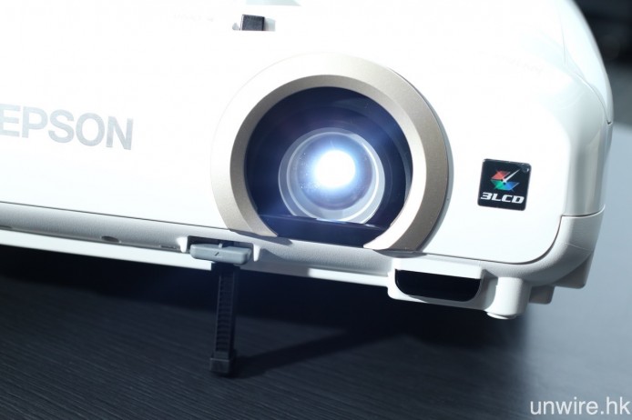 8 千有找 !  全高清投影 Epson EH-TW5300 評測