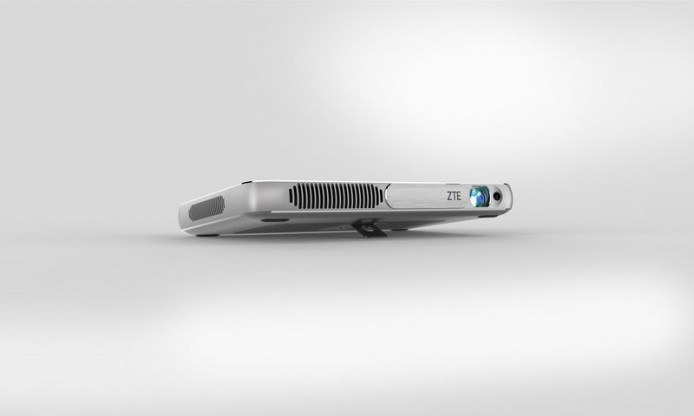 平板 投影機 二合一！ZTE Spro Plus