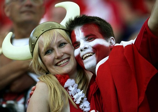 丹麥成為 2016 全球最快樂國家！香港排名再下跌至 75 位