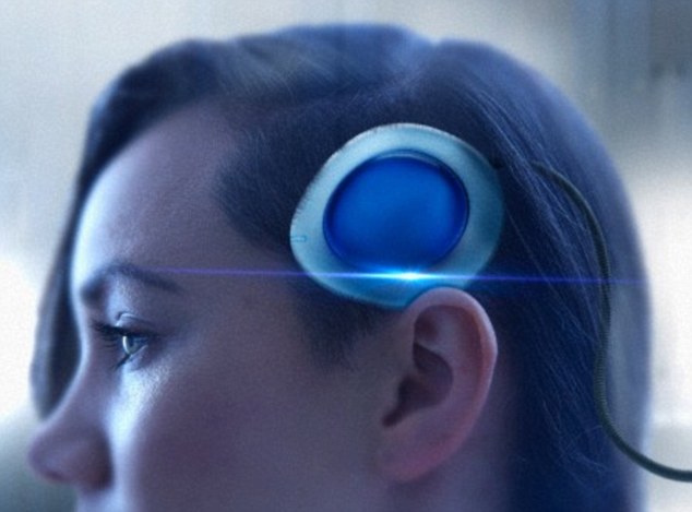 尋黑市腦手術中！人腦殖入晶片試作  純腦電波溝通 免說話／打字／Email