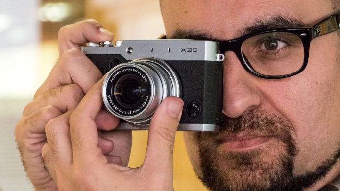 Fujifilm 停產 X30，傳放棄 2/3  吋感光元件產品