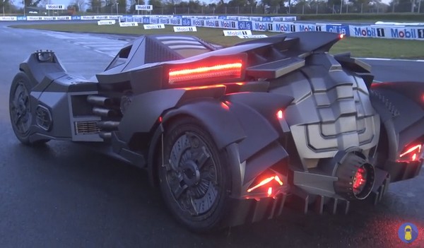 林寶堅尼 Gallardo 改裝而成！Batmobile 將出戰 Gumball 3000 汽車拉力賽