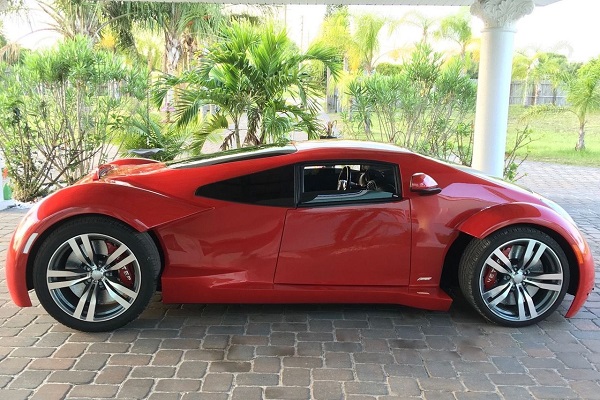 複製《未來報告》Lexus 拍賣