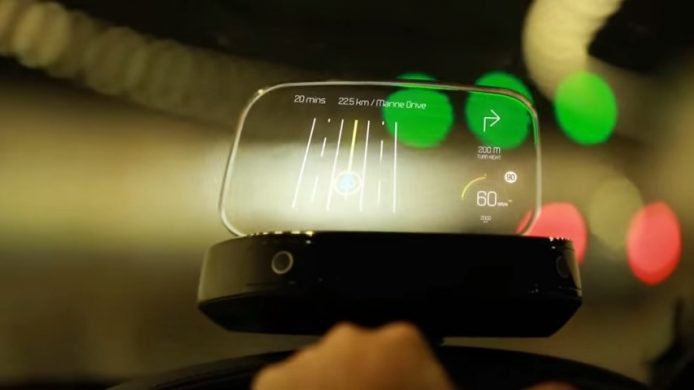 幫助司機睇盲點   iScout HUD 顯示器登場