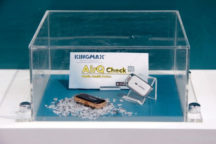 今日空氣質素如何 ?  自己有無飲醉 ?  一支 USB 手指攪掂  – Kingmax Air Q  / Alcohol Check