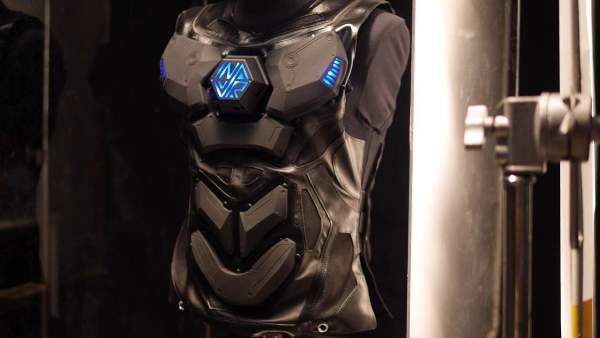 中槍爆炸感覺更逼真！INAVR-VEST 體感背心令身體「感受」到遊戲世界