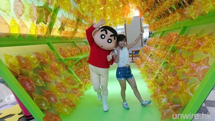 瀡小新的大象滑梯！依莉詩挑戰 3大競技關卡