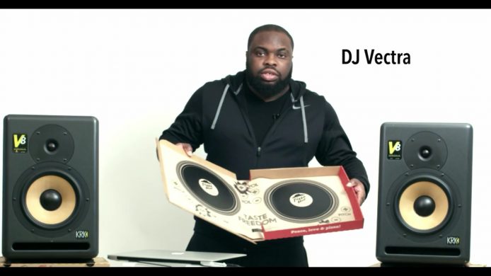 Pizza Hut 外賣紙盒變身藍牙捽碟機